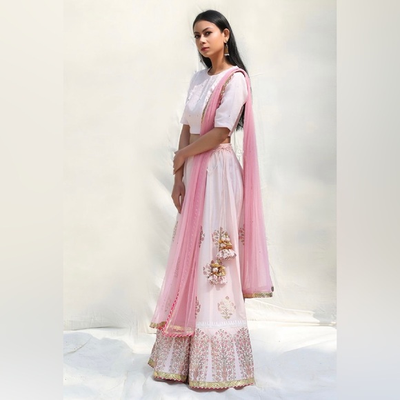 Pink Cotton Silk Foil Block Print Lehenga Set from Aza Fashions SIZE XL - Picture 2 of 7